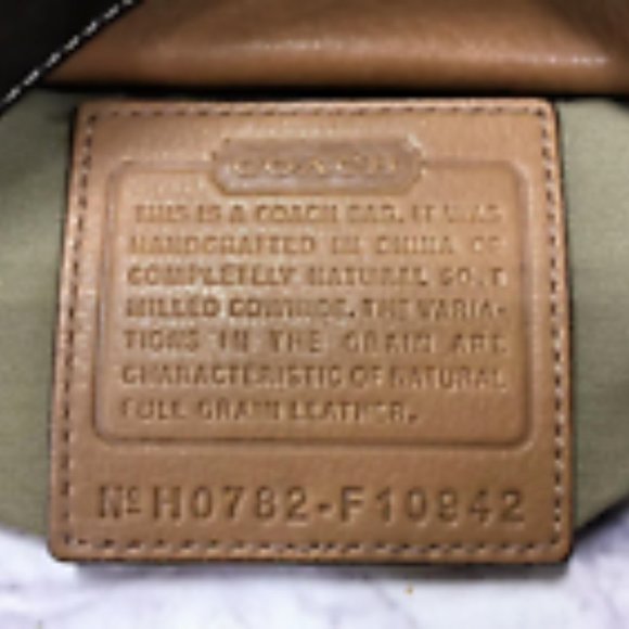 Coach Women's Tan Pebble Leather zipper Double Handle Strap Shoulder Bag Purse - Picture 7 of 8